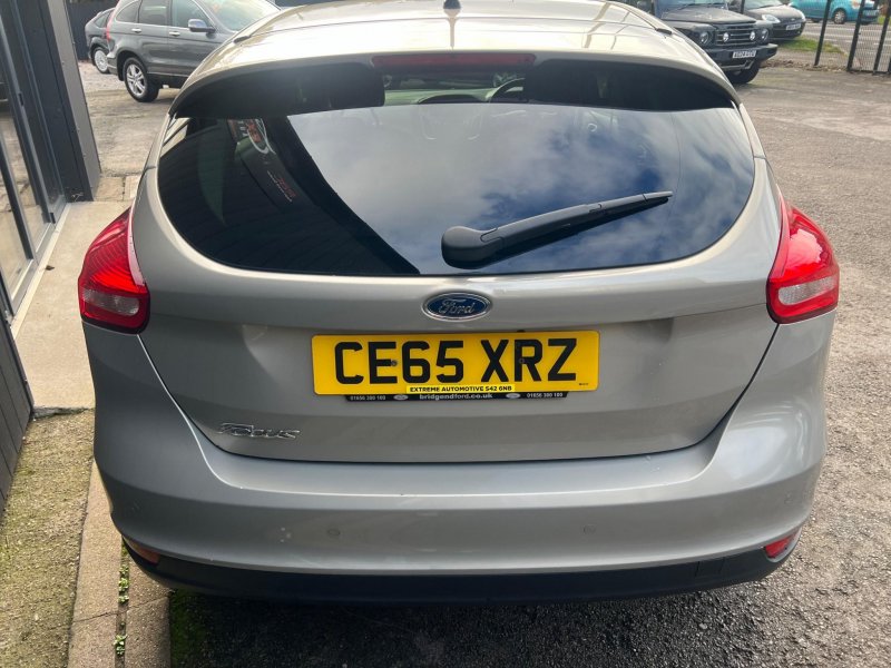 FORD FOCUS