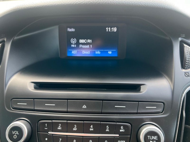 FORD FOCUS