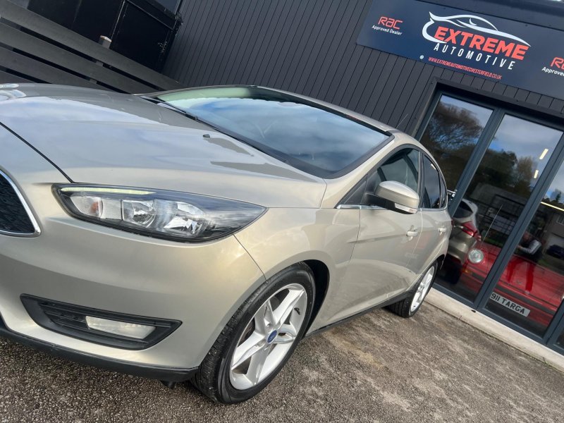 FORD FOCUS