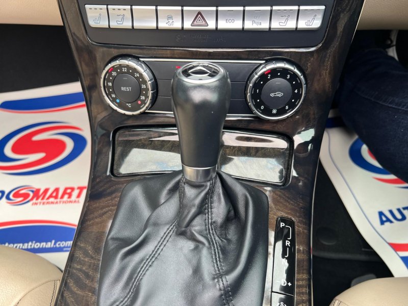 MERCEDES-BENZ SLK