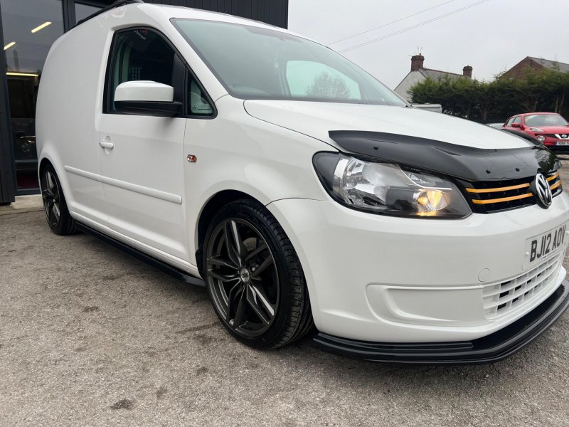 VOLKSWAGEN CADDY