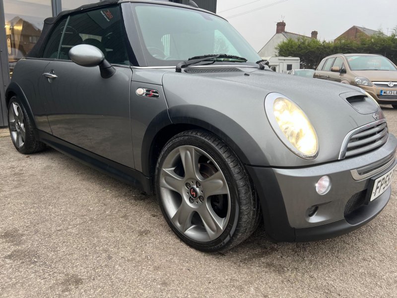 MINI CONVERTIBLE
