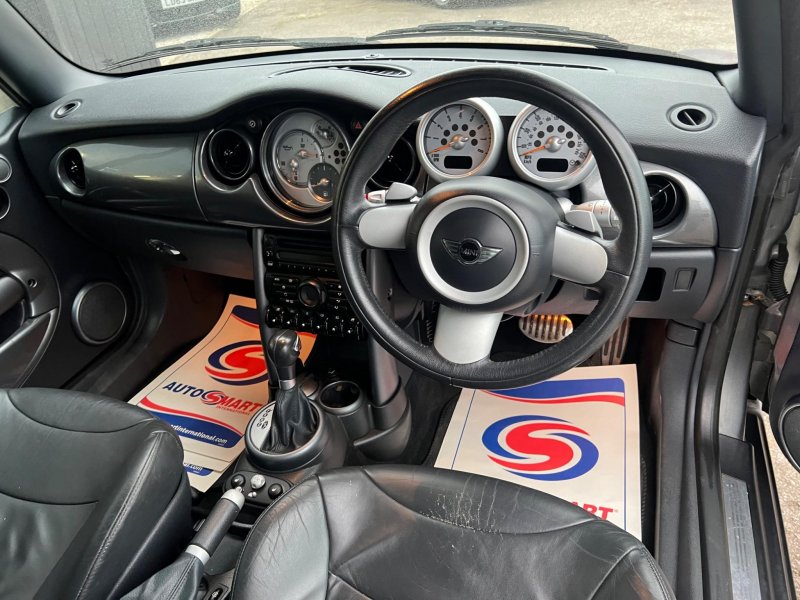 MINI CONVERTIBLE