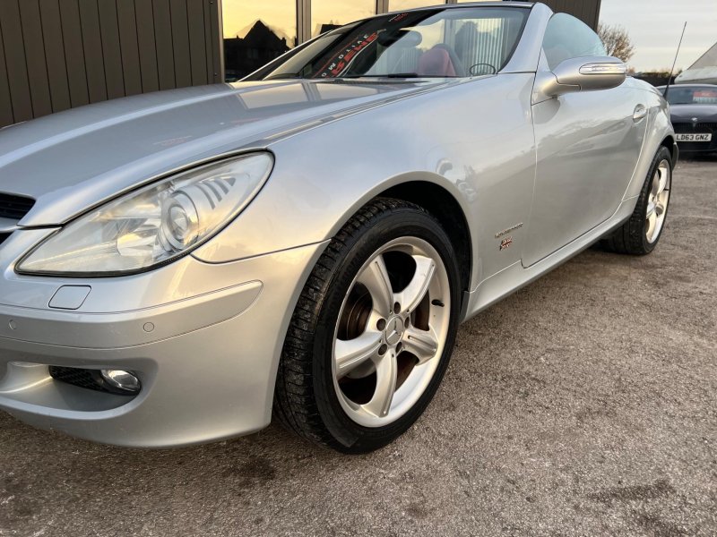 MERCEDES-BENZ SLK