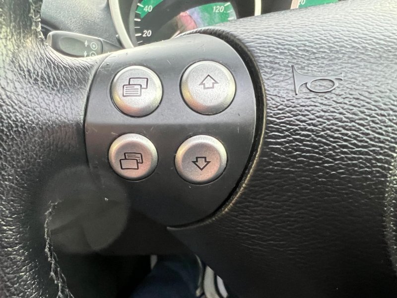 MERCEDES-BENZ SLK