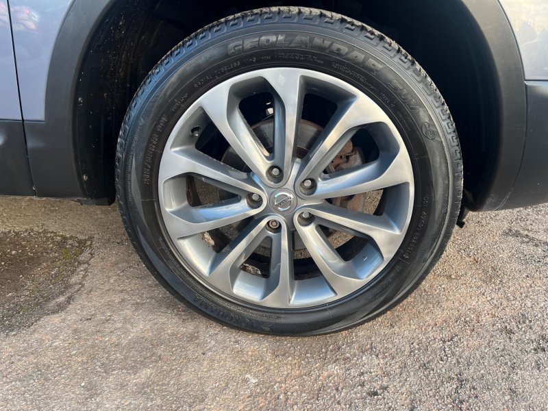 NISSAN QASHQAI
