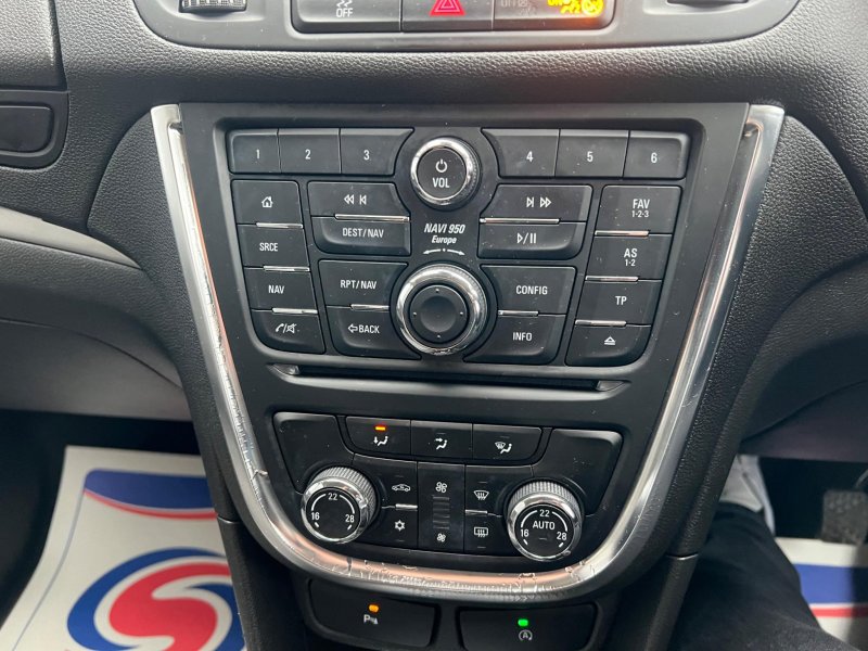VAUXHALL MOKKA
