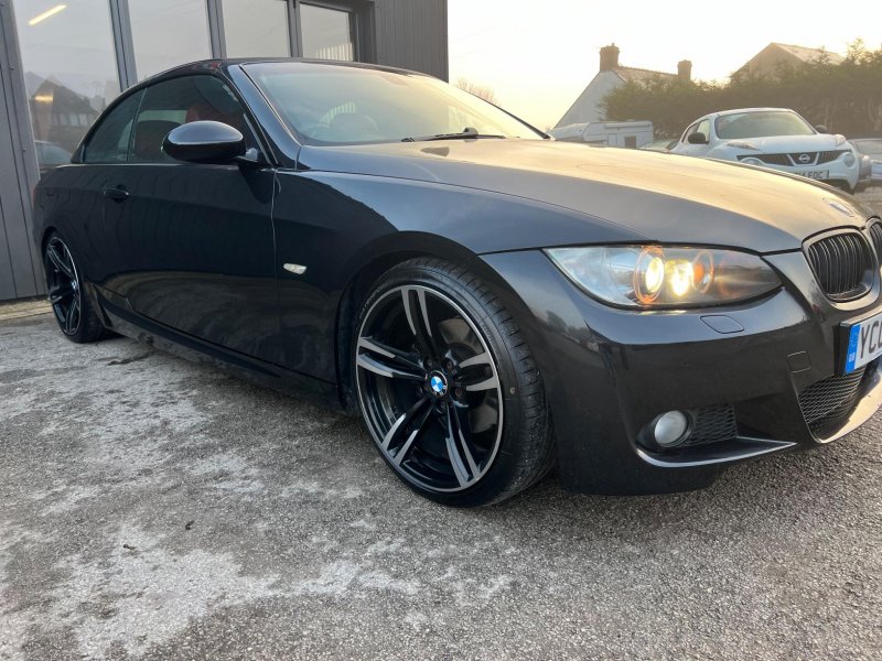 BMW 3 SERIES