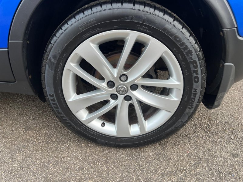 VAUXHALL MOKKA