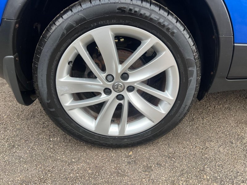 VAUXHALL MOKKA
