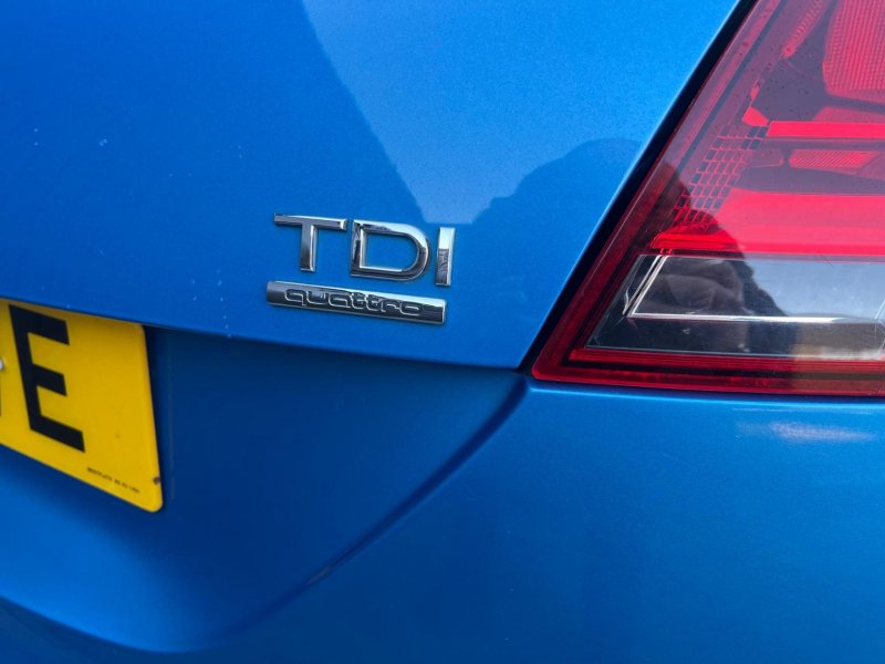 AUDI TT