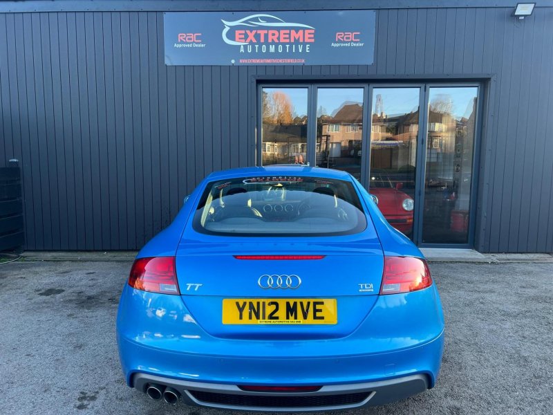 AUDI TT