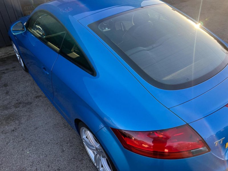 AUDI TT