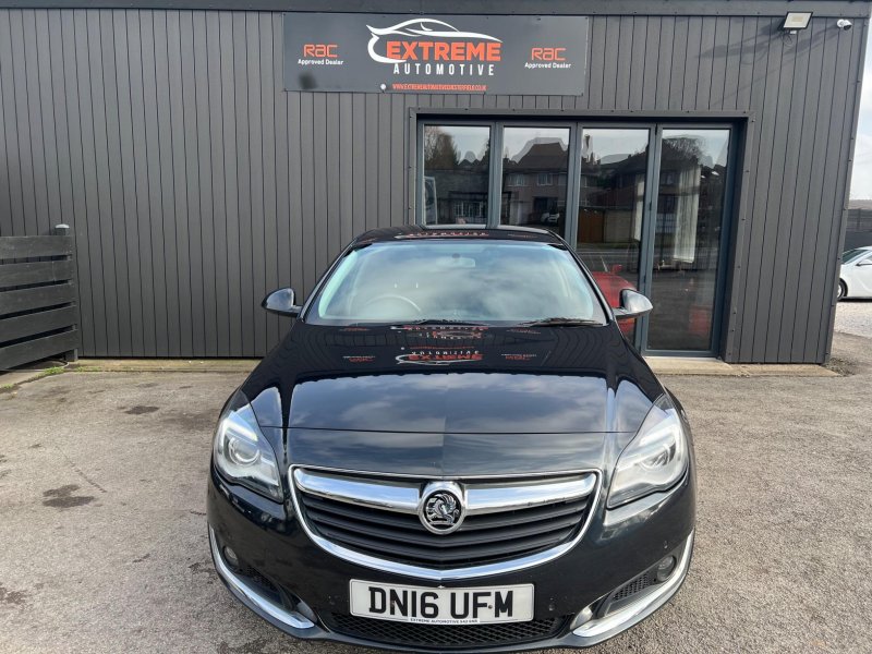 VAUXHALL INSIGNIA
