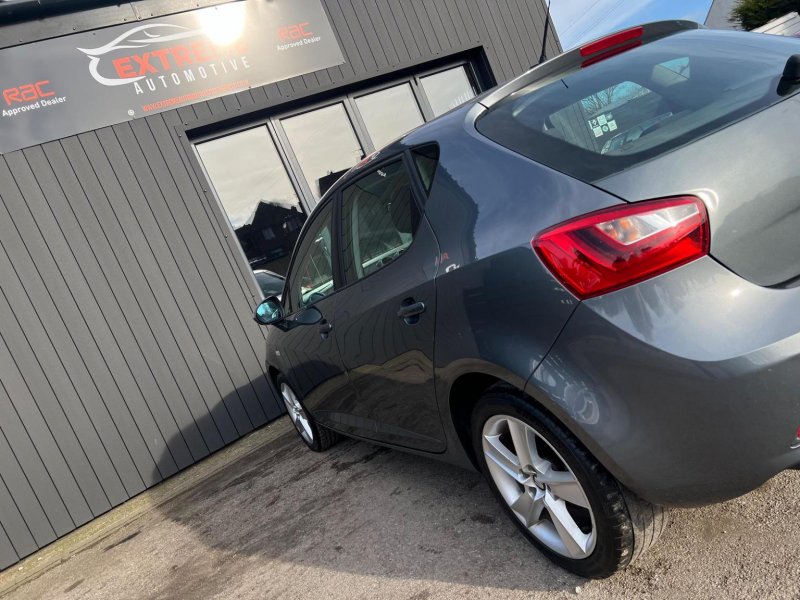 SEAT IBIZA