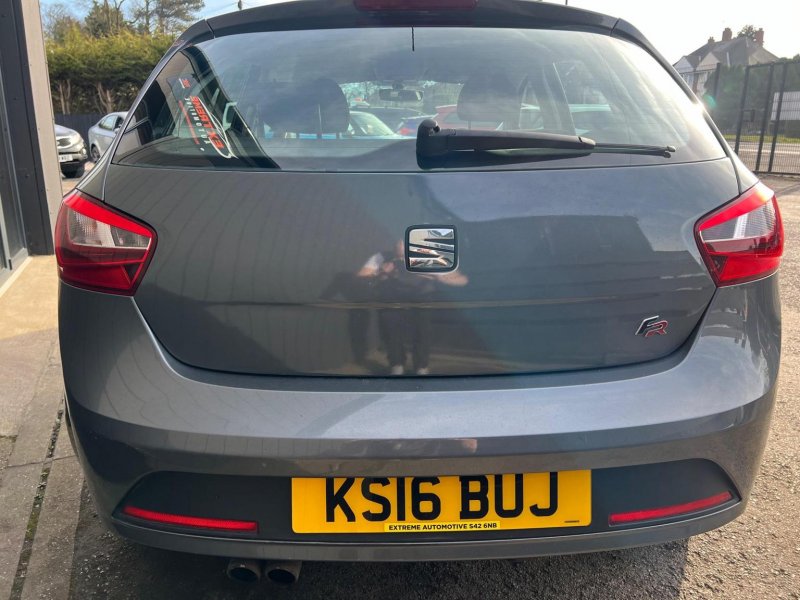 SEAT IBIZA