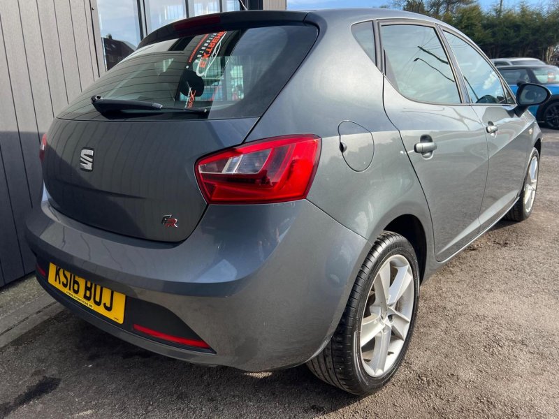 SEAT IBIZA