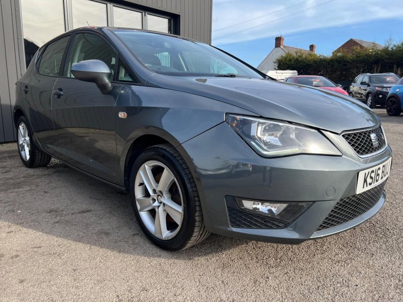 SEAT IBIZA