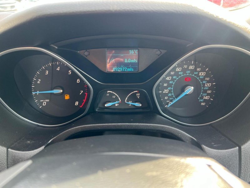 FORD FOCUS