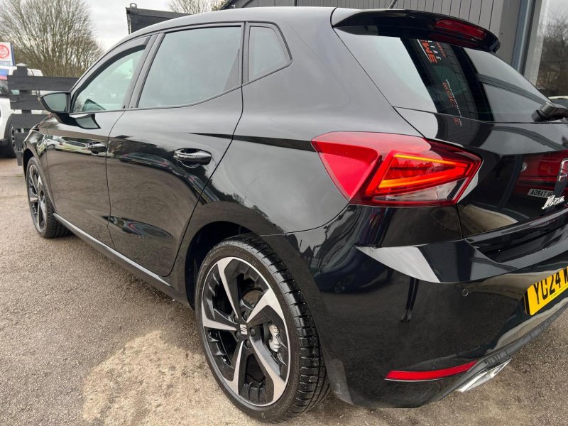 SEAT IBIZA