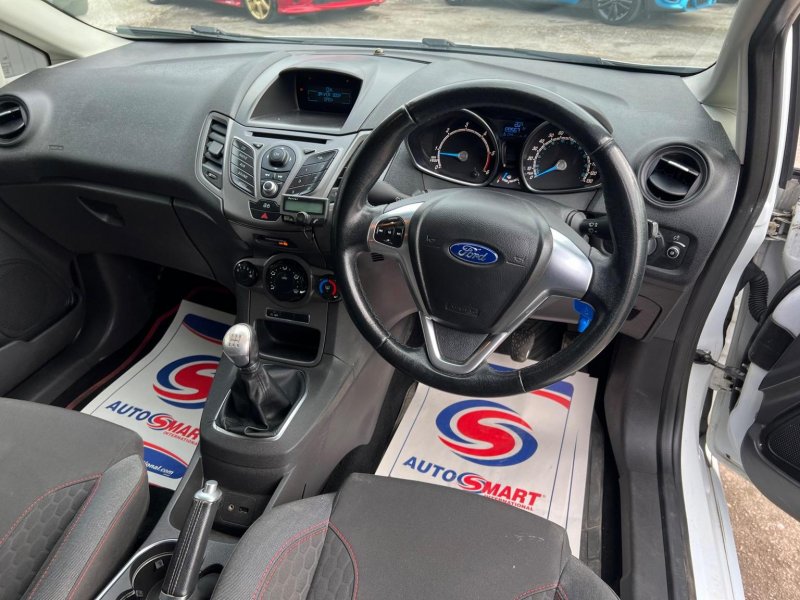 FORD FIESTA VAN