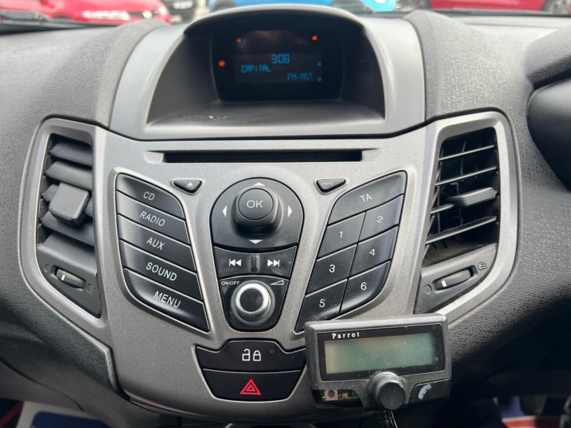 FORD FIESTA VAN