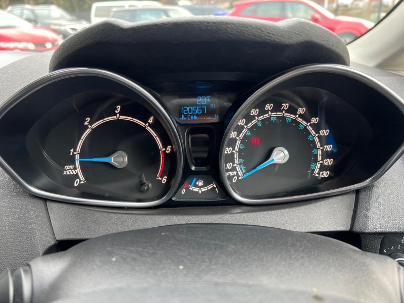 FORD FIESTA VAN