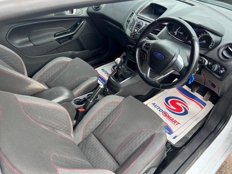FORD FIESTA VAN