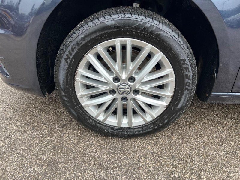 VOLKSWAGEN CADDY MAXI LIFE