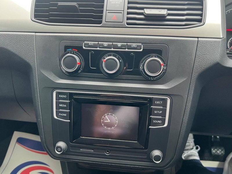 VOLKSWAGEN CADDY MAXI LIFE