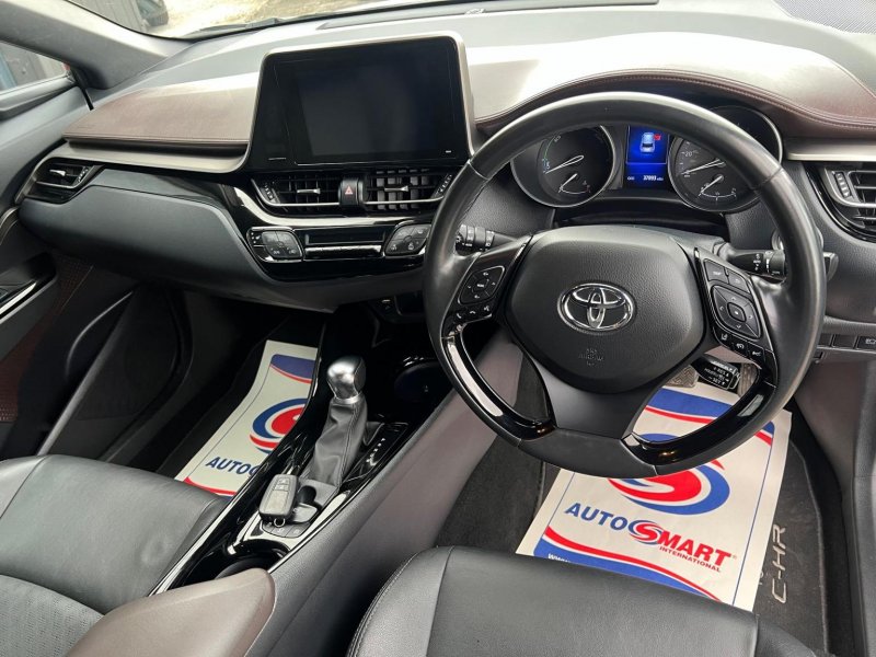 TOYOTA C-HR