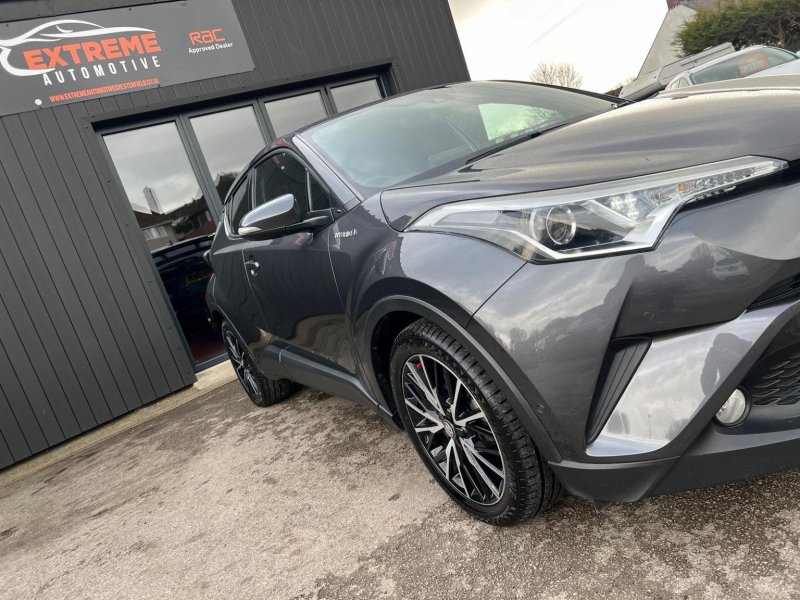 TOYOTA C-HR