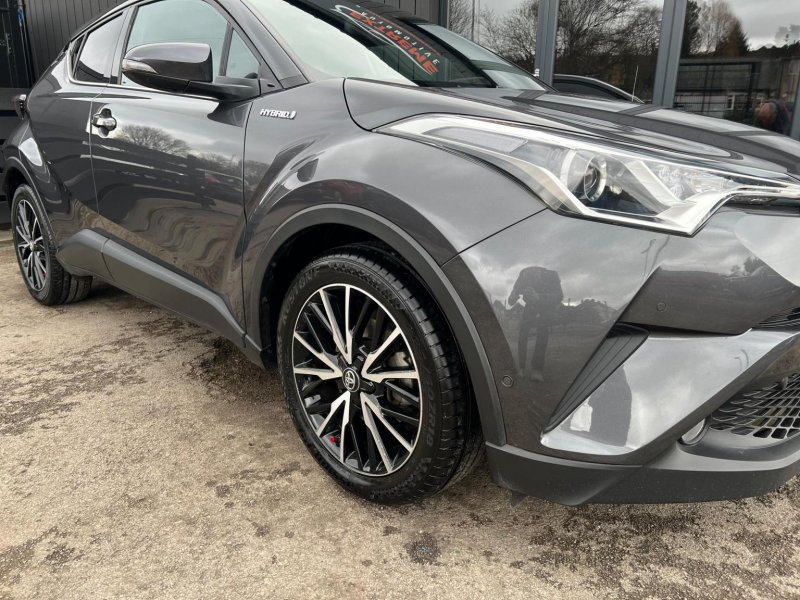 TOYOTA C-HR