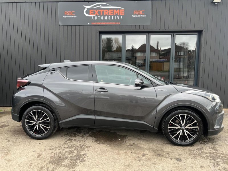TOYOTA C-HR