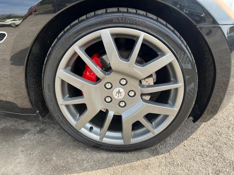 MASERATI GRANTURISMO
