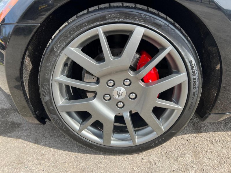 MASERATI GRANTURISMO