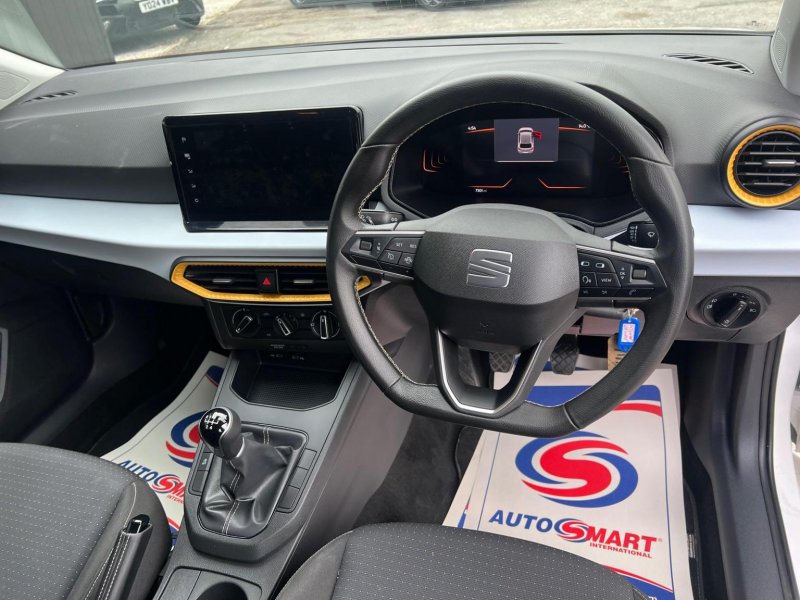 SEAT IBIZA