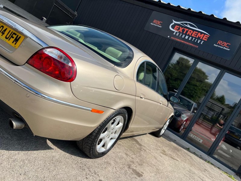 JAGUAR S-TYPE