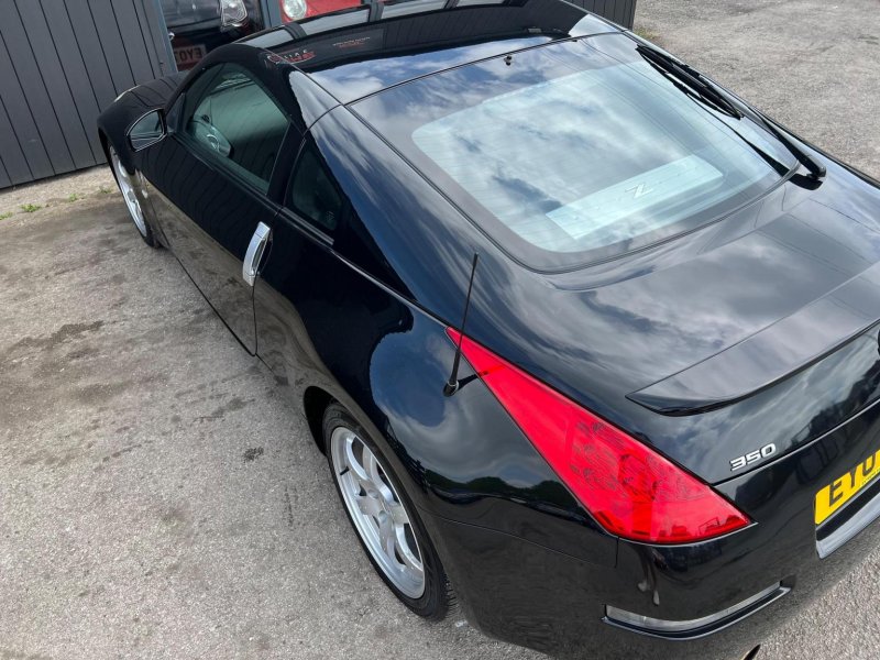 NISSAN 350Z