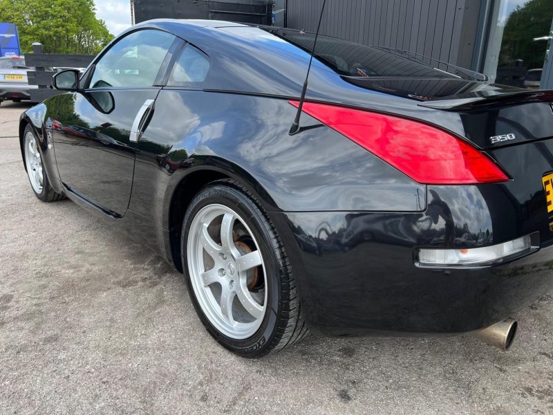 NISSAN 350Z