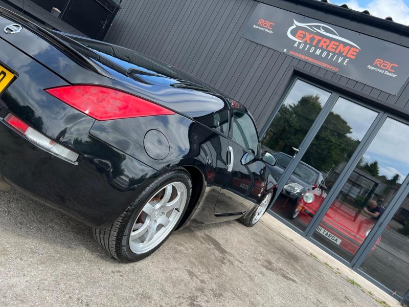 NISSAN 350Z
